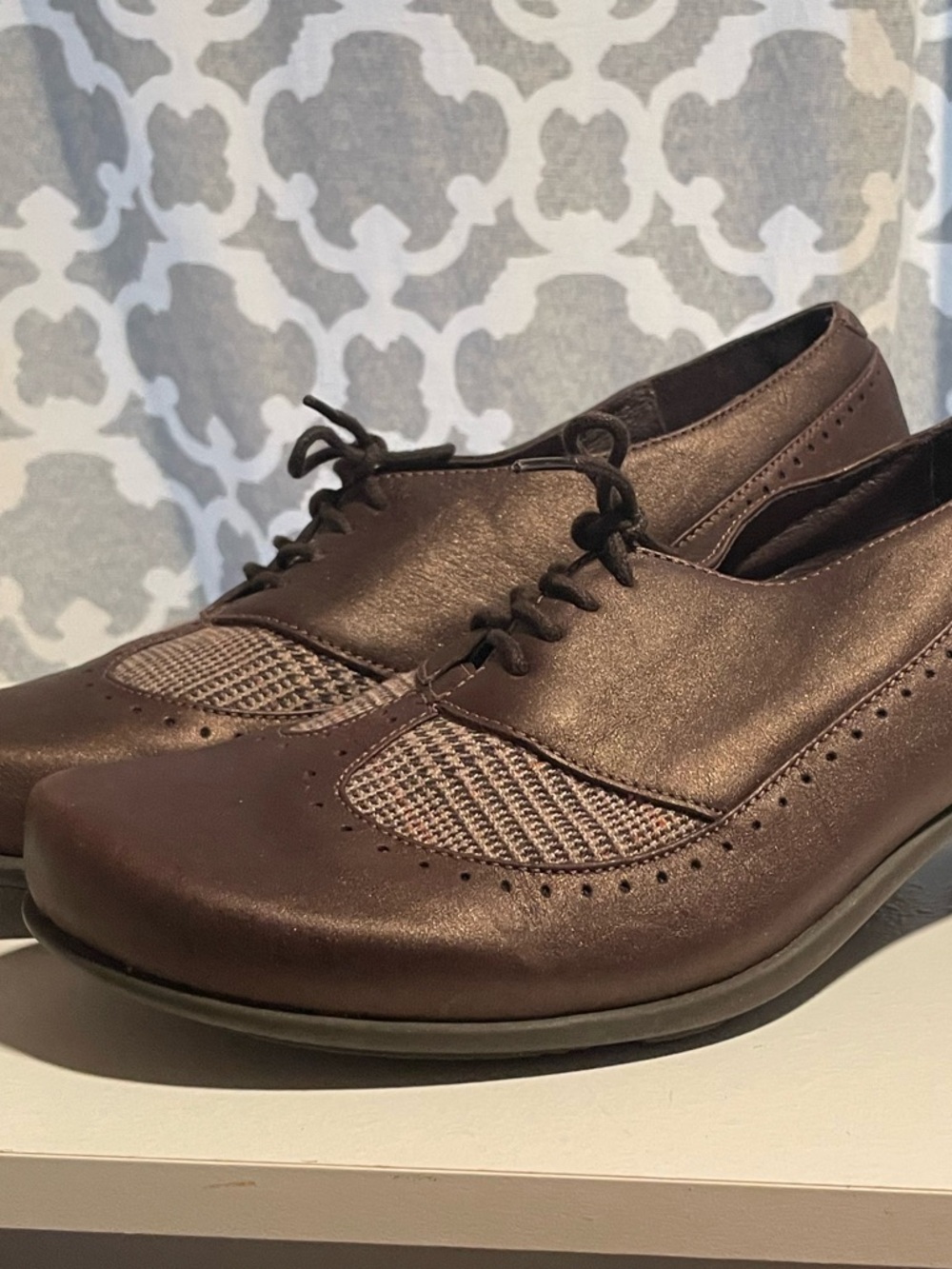 Naot bronze brown Lace-Up Casual Oxford Shoes Sz 9 plaid details